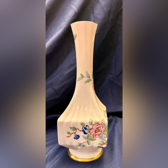 Pembroke Aynsley England Fine Bone China Gilded Milk White Glass Porcelain Vase - Picture 6 of 14